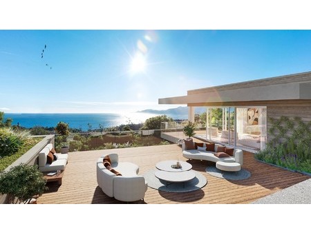 villa 7p vue mer avec piscine - cannes croix des gardes : idéalement située entre terre et