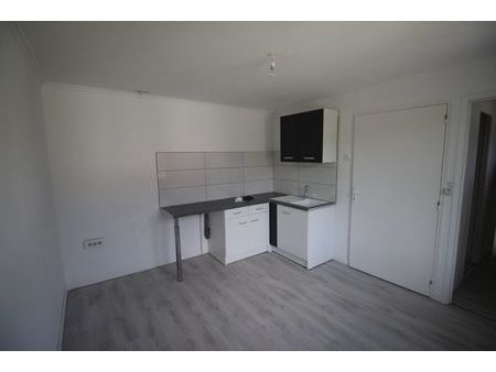 a louer appartement f1 bis a chemilly sur yonne