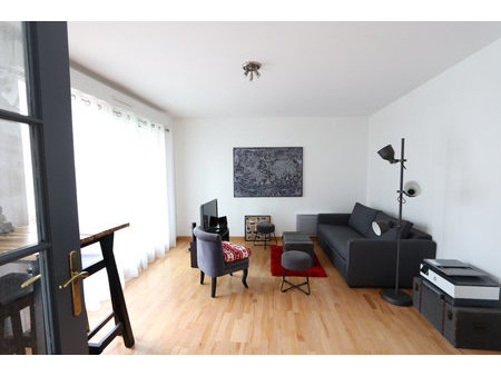 appartement meublé entièrement rénové à orleans-sud 1 pièce(s) 34 m2