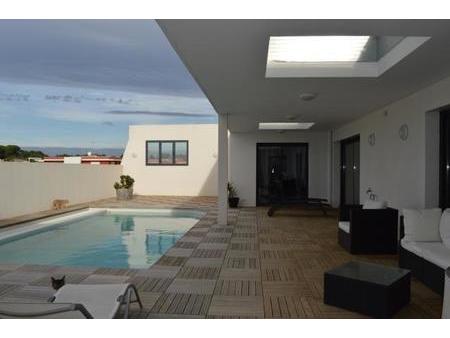 superbe villa sur toit de 227 m² + 550 m² terrasses avec pis