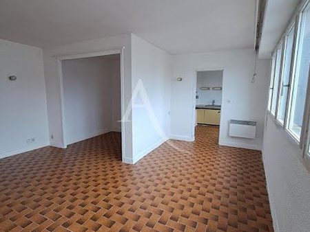 location appartement 1 pièce 38 m²