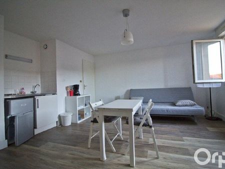 location appartement  m² t-1 à toulouse  519 €
