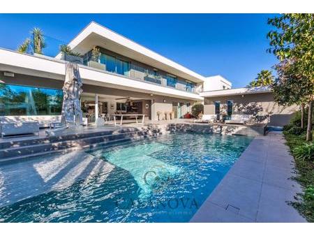 villa prestige 223 m² piscine et grand garage littoral montpellier - la grande motte