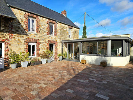 vente maison à saint-lô (50000) : à vendre / 140m² saint-lô