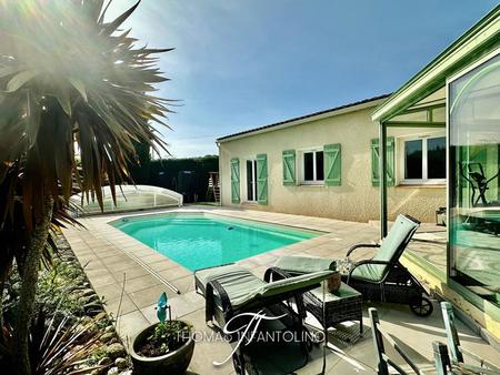 en exclusivite - villa d'architecte plain pied - 5 chambres - piscine - climatisation -...