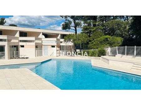 charmant studio avec terrasse  piscine et tennis secteur du cap brun toulon