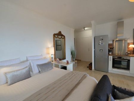 location appartement  m² t-0 à grasse  725 €