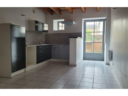 location appartement 2 pièces 31 m² jaunay-marigny (86130)