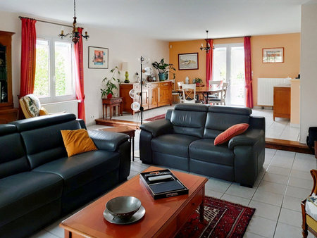 dpt deux sèvres (79)  à vendre aiffres maison p7 de 175 m² - terrain de 1 903 00 m² -