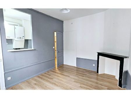 location appartement  61.92 m² t-2 à saint-quentin  560 €