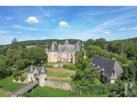 vente château 20 pièces 850 m²