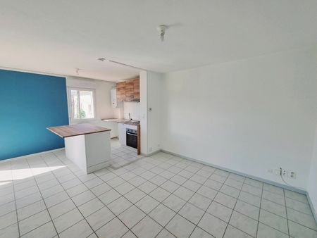 location appartement  44 m² t-2 à albi  634 €