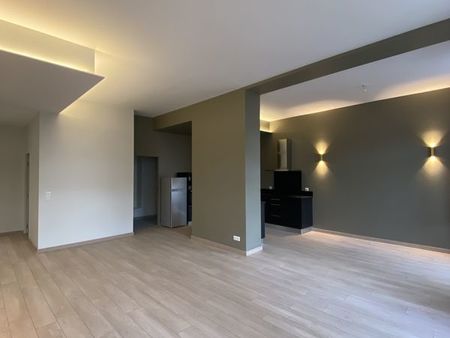 appartement 4 pièces 164 m²