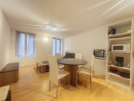 location appartement  42.05 m² t-2 à clermont-ferrand  605 €