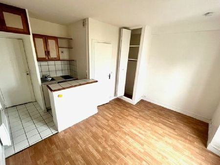 appartement paris 13 15.6 m² t-2 à vendre  165 000 €