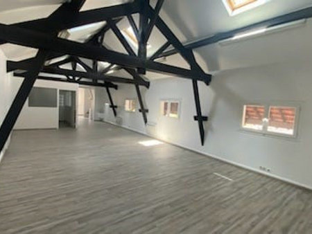 plateau de bureau de 100 m²