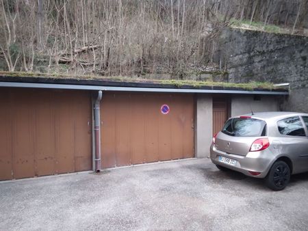 garage + possibilité place de parking
