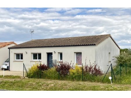 maison 4 pièces - 94m² - roches premarie andille