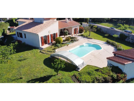 maison avec piscine et terrasse pennautier (11)