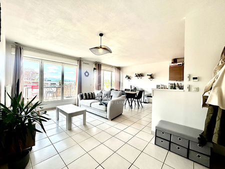 pau - superbe appartement t4 de 93 m² + terrasse 32 m²