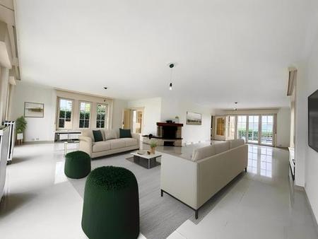 casalina real estate - villa de 340m² sise 5are avec jardin