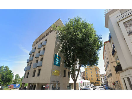 location appartement 1 pièces 32m2 perpignan 66000 - 491 € - surface privée