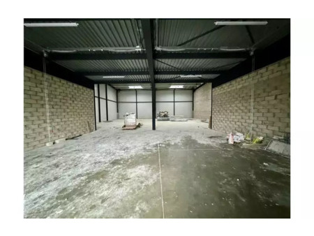 location d'entrepôt de 426 m² à montmagny - 95360