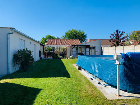 vente maison piscine à saint-julien-des-landes (85150) : à vendre piscine / 135m² saint-ju