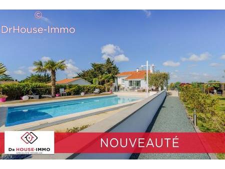 vente maison piscine à saint-michel-en-l'herm (85580) : à vendre piscine / 134m² saint-mic