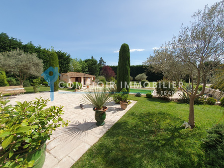 a vendre vaucluse (84) - orange : villa de prestige avec piscine sur plus de 6000 m2 de te