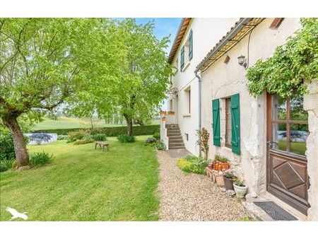 vente maison 7 pièces 154 m² port-sainte-foy-et-ponchapt (33220)