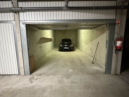 garage double 33 m2 avec électricité