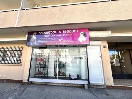 local commercial 32 m²