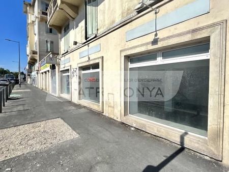 local commercial 187 m²