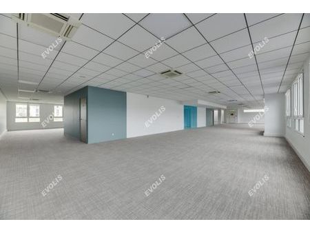 bureau 213 m²