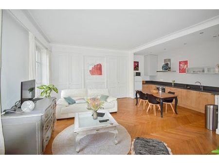 location appartement  m² t-1 à lyon 6  1 240 €