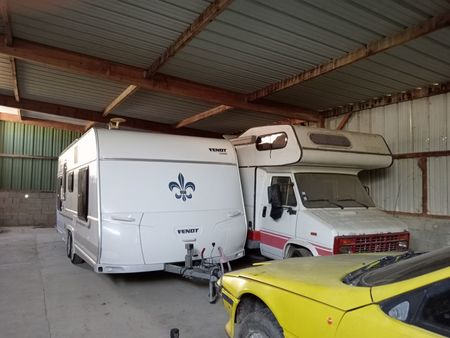 garage / hivernage pour camping car ou caravane