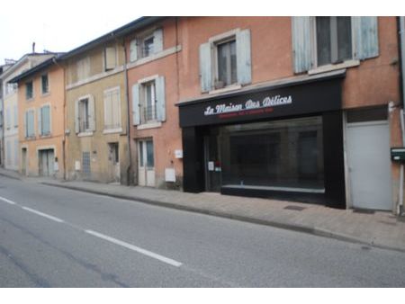 local commercial 73 m²