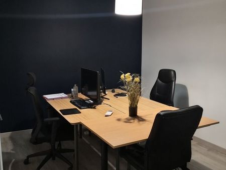 bureau meublé - cours gambetta/cenon - 13 m²
