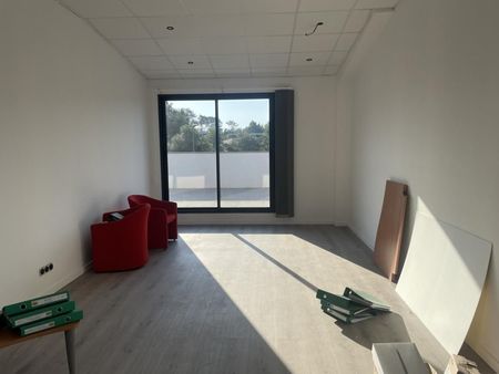 bureau 178 m²