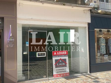 local commercial 3 pièces 40 m² alencon