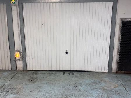 garage box fermé à louer 13m2 creil st médard