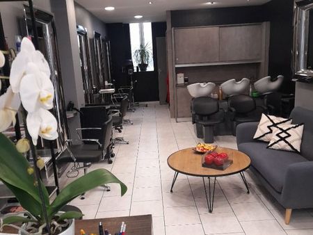 57000 metz centre ville -salon de coiffure mixte à vendre