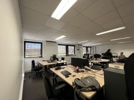 bureaux 383 m² lognes