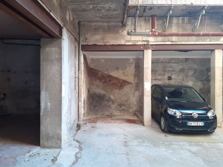 place de parking avignon intra muros