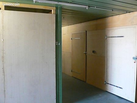 location de 1 box de stockage 12 m²