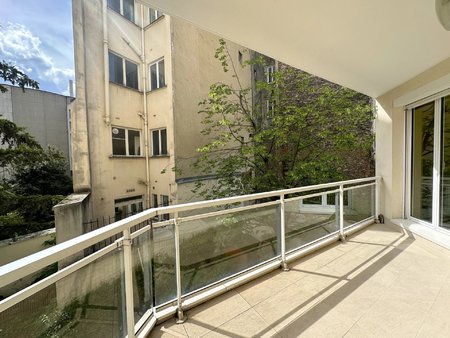 neuilly/seine - a louer vide - rue de sablonville - 2 pièces 66 m2 - balcon  cave et parki
