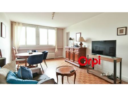 appartement pierre-bénite 59 m² t-3 à vendre  130 000 €