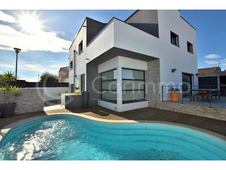 villa t5 d’architecture contemporaine de 173m² hab + garage 24m²  piscine