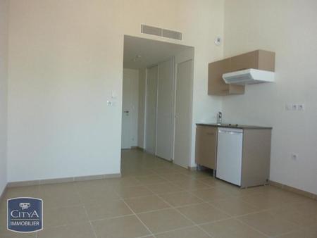 location appartement nîmes (30) 1 pièce 23.97m²  531€